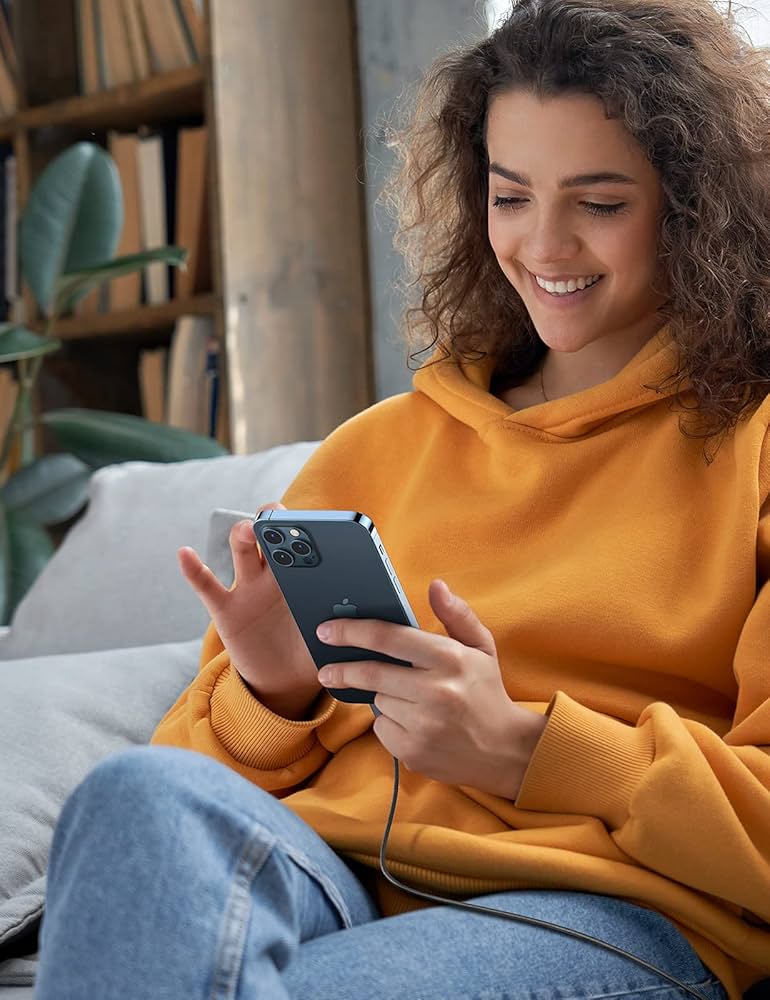 Cable de carga Ugreen USB-C a Lightning (Certificación MFi Oficial)